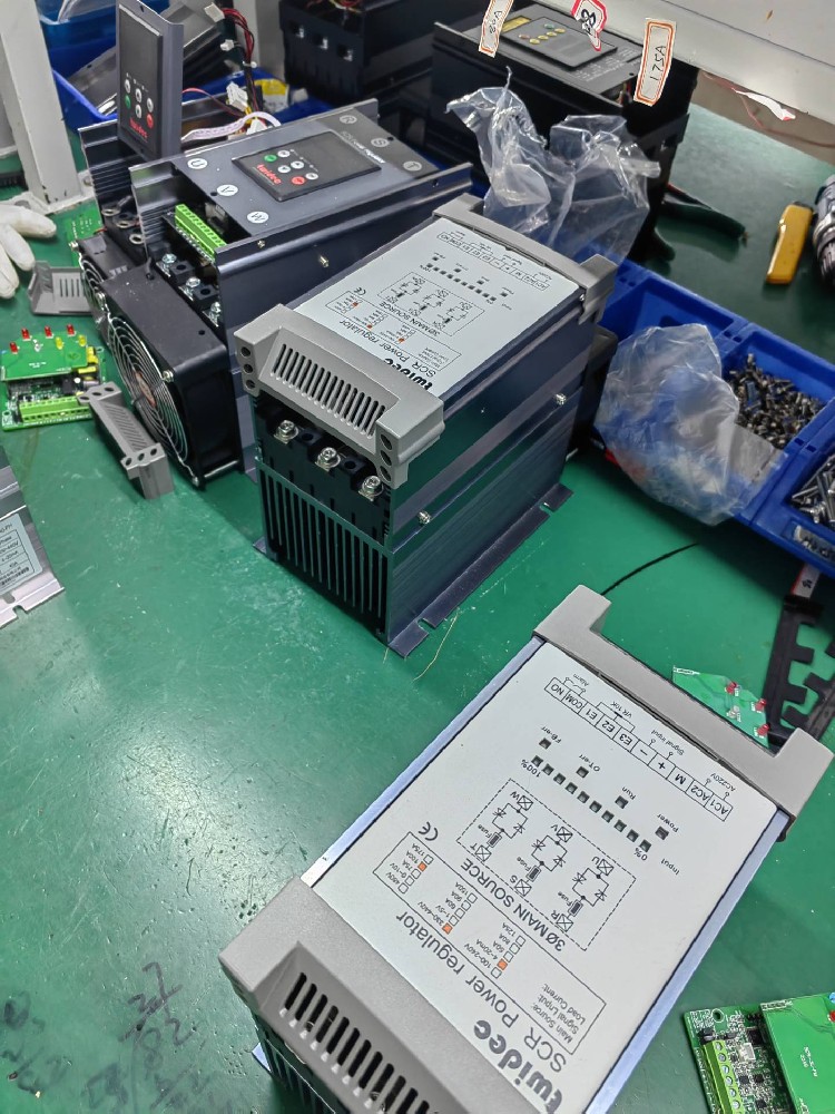 电力调解器无输出是什么缘故原由？？？？？