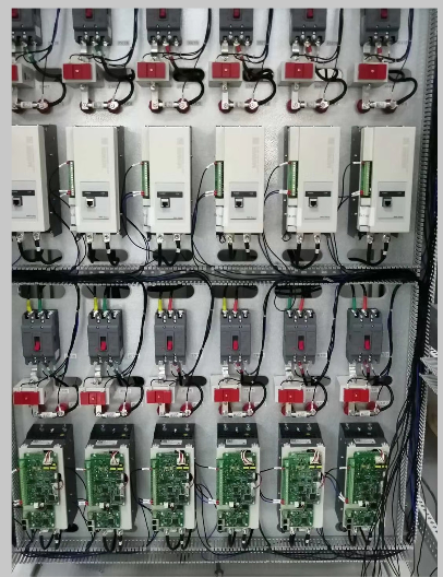 在电力调解器领域，，，，，有哪些最新的立异或手艺趋势值得关注？？？？？？？
